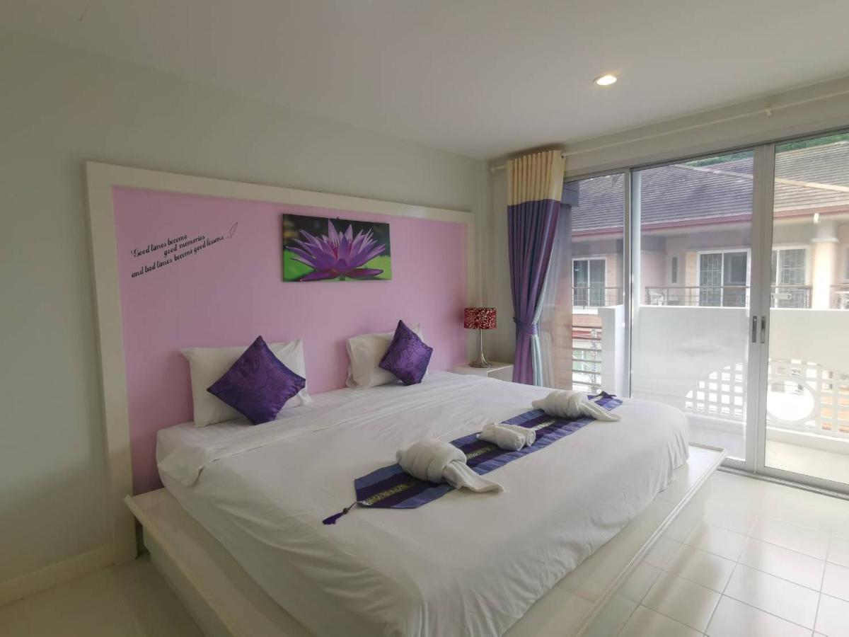 Phuket Racha Kata Homestay Bagian luar foto