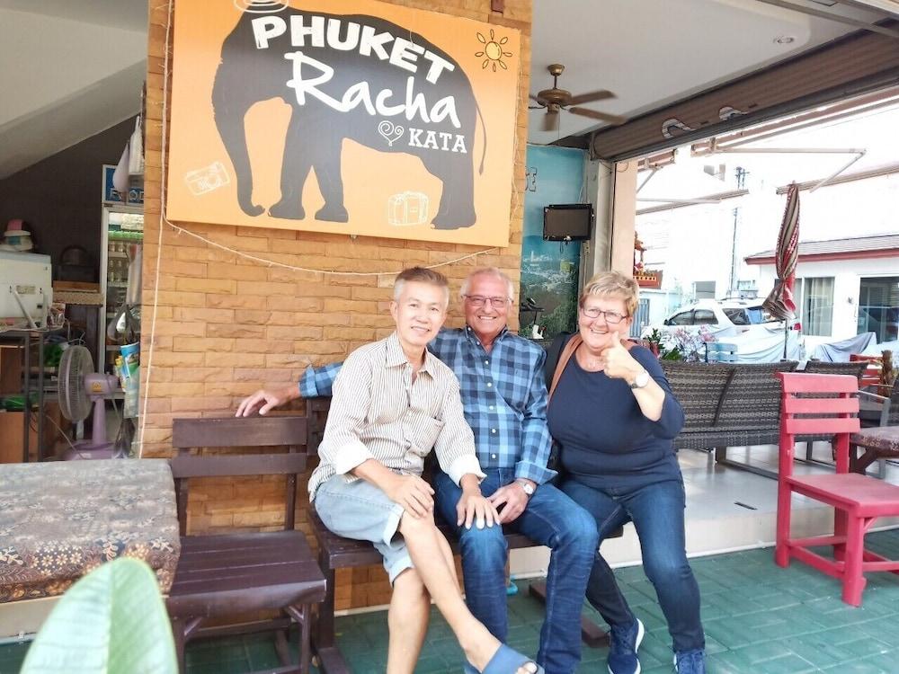 Phuket Racha Kata Homestay Bagian luar foto