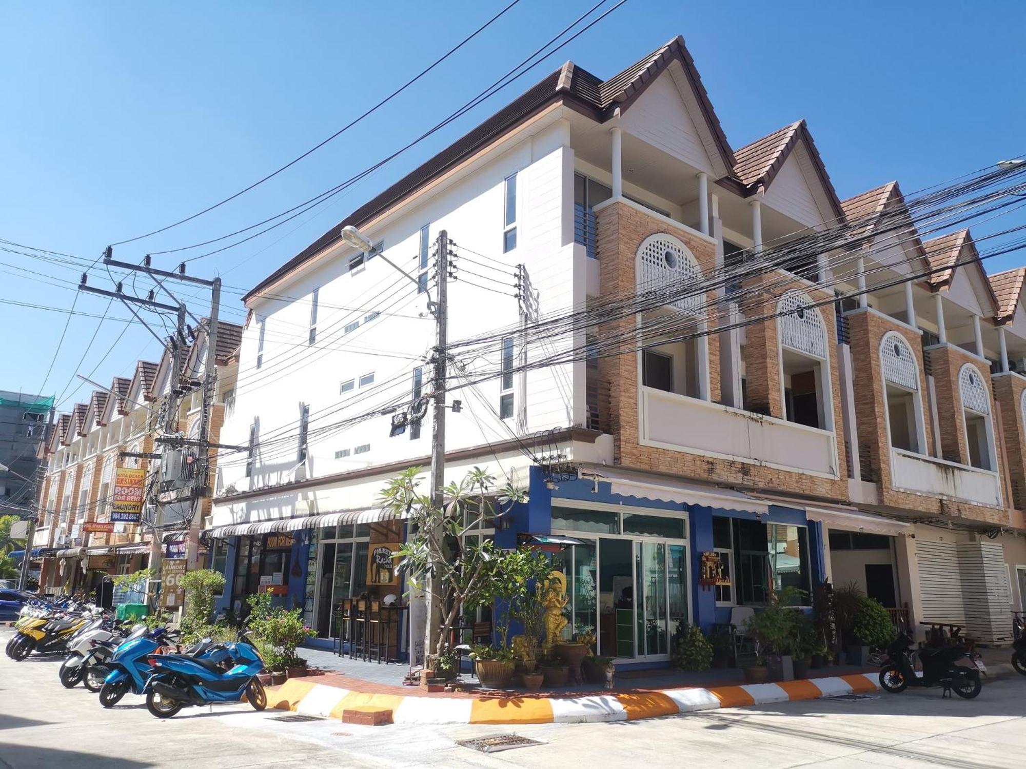 Phuket Racha Kata Homestay Bagian luar foto